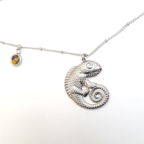 Fabrikk Chameleon Pendant Necklace | Eco Cork