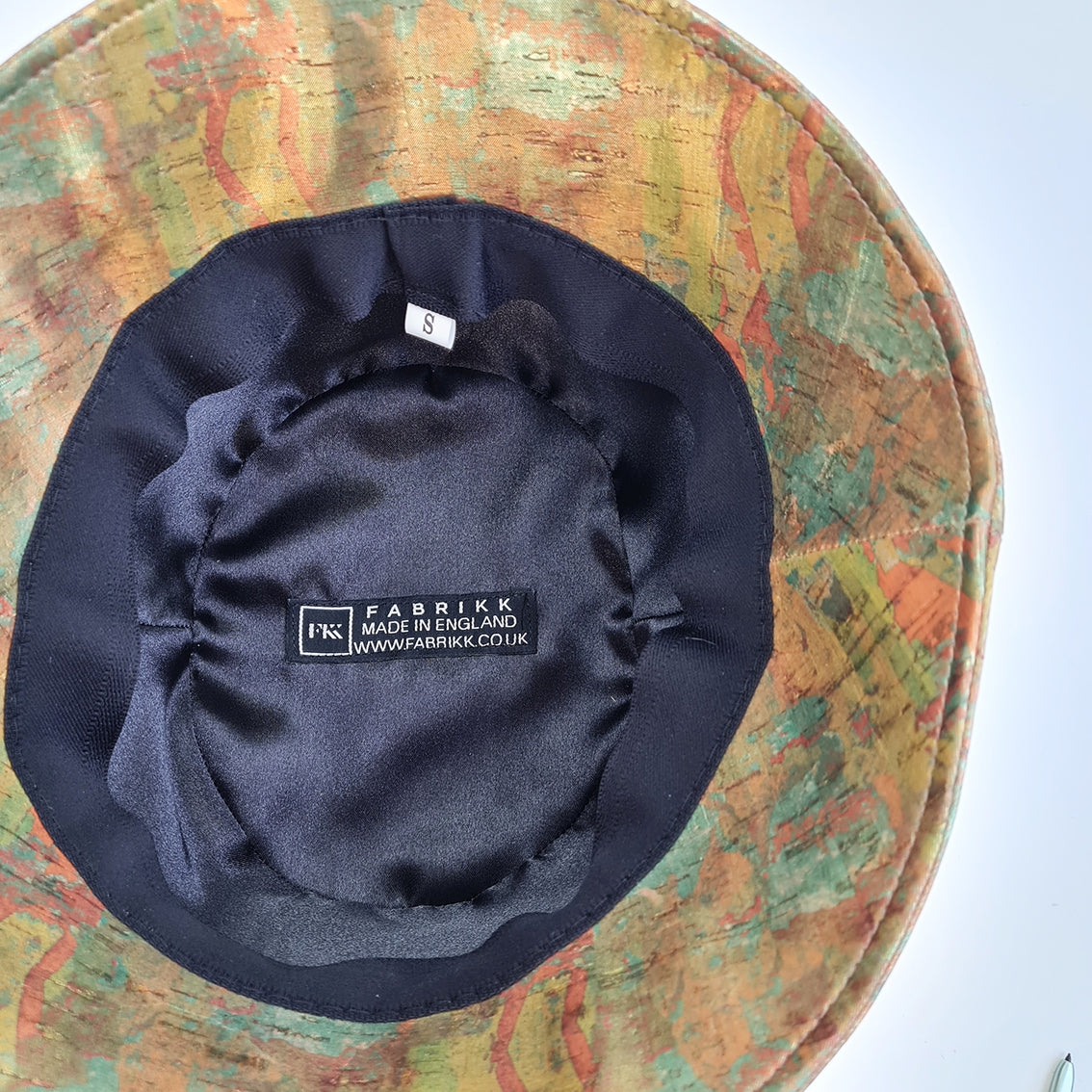 FABRIKK Montecristo Eco Cork Bucket Hat | Green Oil Slick | Vegan Hat