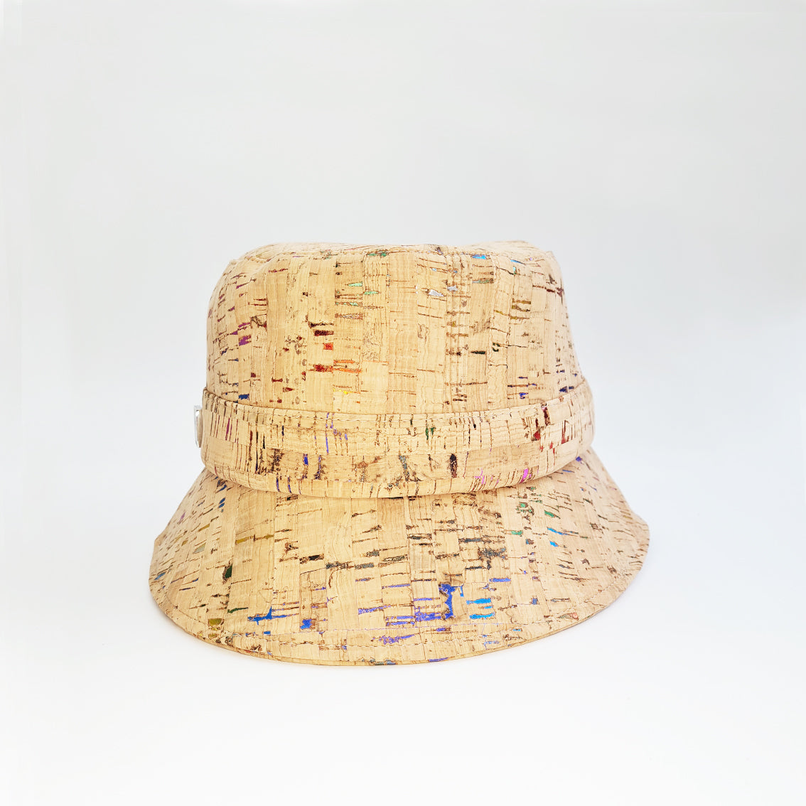 FABRIKK Montecristo Eco Cork Bucket Hat Natural Metallic Rainbow Fle