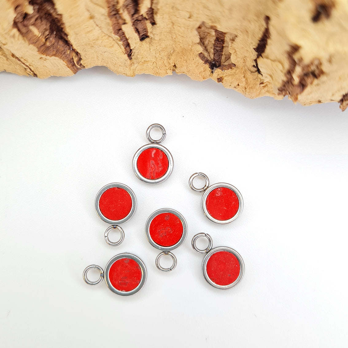 Fabrikk Red Eye Pendant Necklace | Eco Cork