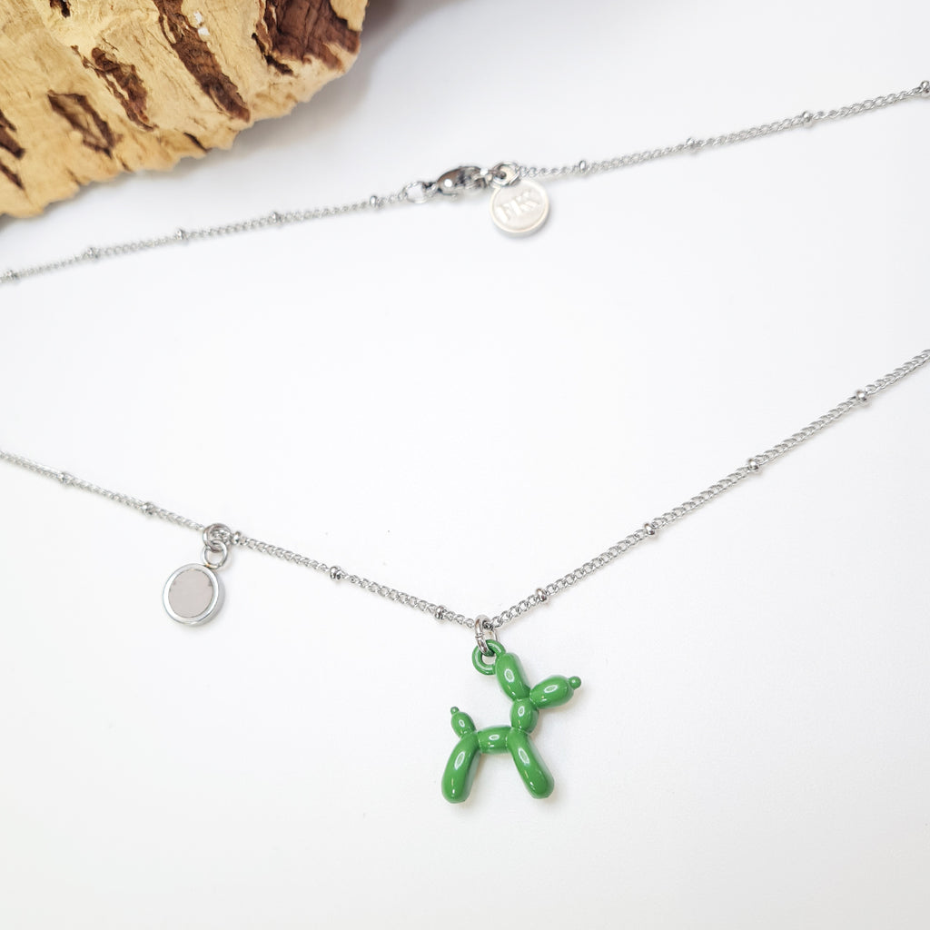 Fabrikk Greener Grass Balloon Dog Pendant Necklace | Eco Cork