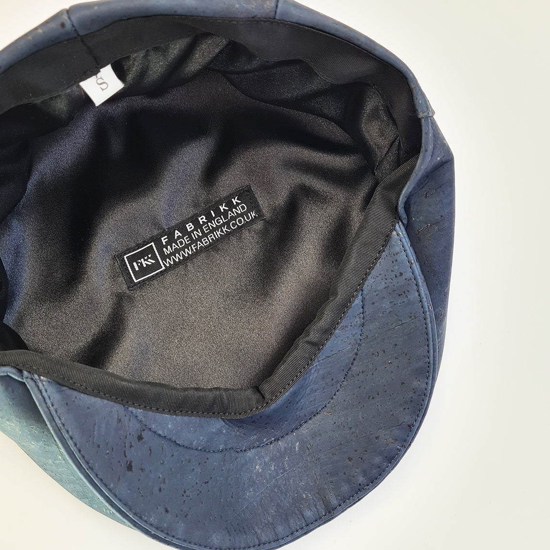 Fabrikk Cork Flat Cap | Navy Blue | Vegan Leather