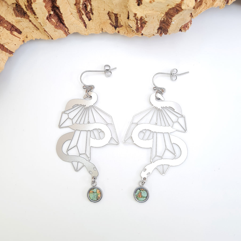 Fabrikk Crystal-Snake Laser-cut Earrings | Eco Cork