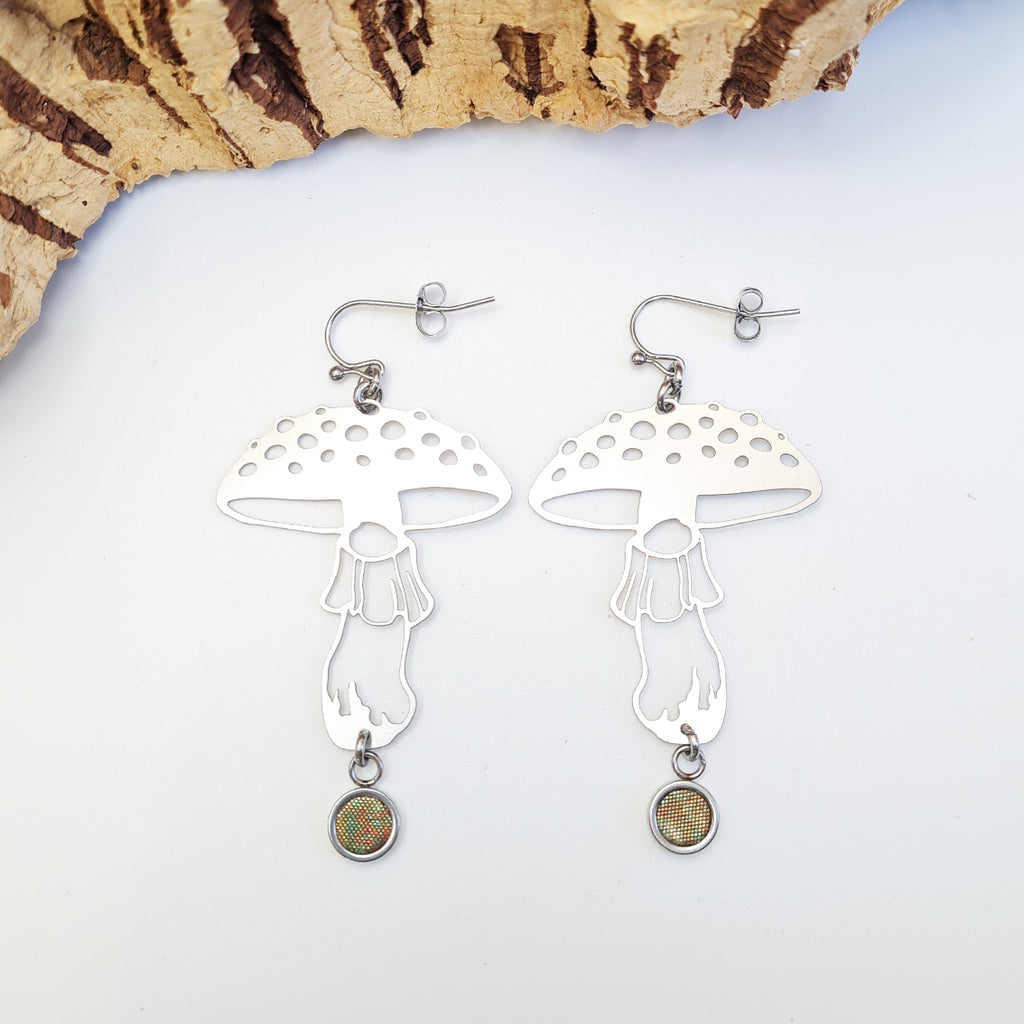 Fabrikk Fly Agaric Mushroom Laser-cut Earrings | Eco Cork