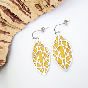 Fabrikk Geo Drop Mellow Mustard Laser-cut Earrings | Eco Cork