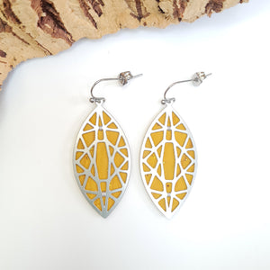 Fabrikk Geo Drop Mellow Mustard Laser-cut Earrings | Eco Cork